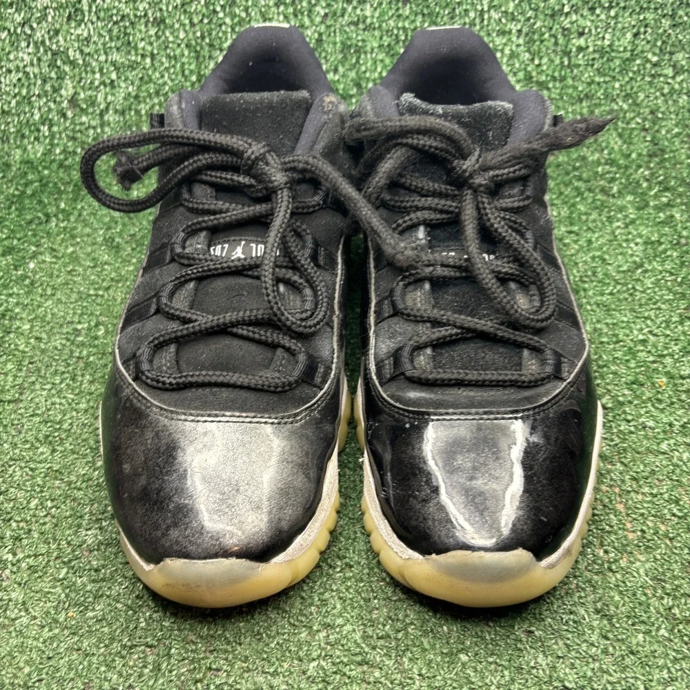 Jordan 11 Retro Low Barons Patent Leather Basketball Sneaker Black Mens Size 9.5